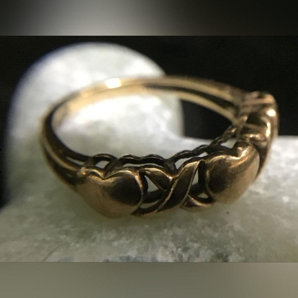 Vintage 9kt Solid Yellow Gold Heart Link Sweetheart Ring 1.6g Size 4.25